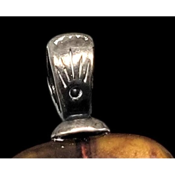 Shube's Dakota West Sterling Silver Amber Onyx Pendant Signed Hallmark - Picture 5 of 7